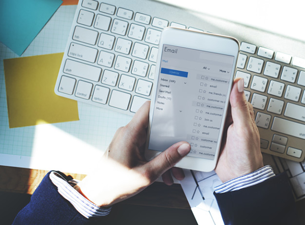 Smart Phone Using E-mail Online Messaging Concept Smart Phone Using E-mail Online Messaging Concept
